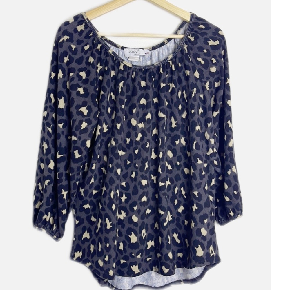 Jody California leopard knit blouse